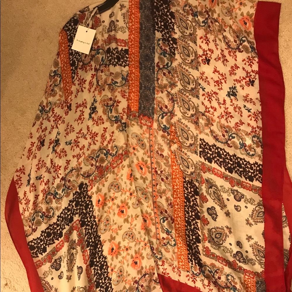 NWT KIMONO VICI